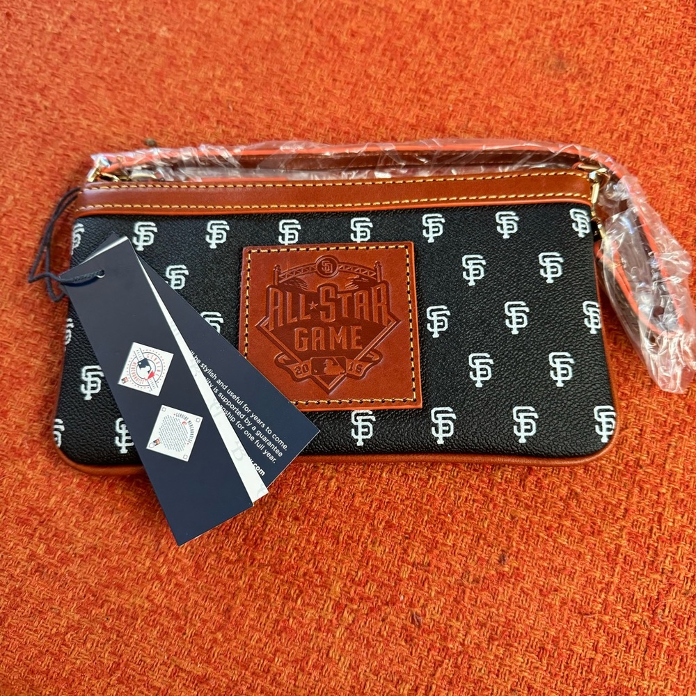 Dooney & Bourke SF GIANTS/ALLSTAR GAME MINI BAG/WRISTLET- RARE! - Picture 3 of 5